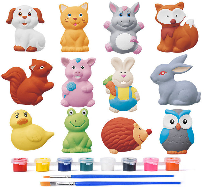 Arts And More Kids’ Painting DIY Kit with animal figurines and colorful paint pots for creative fun