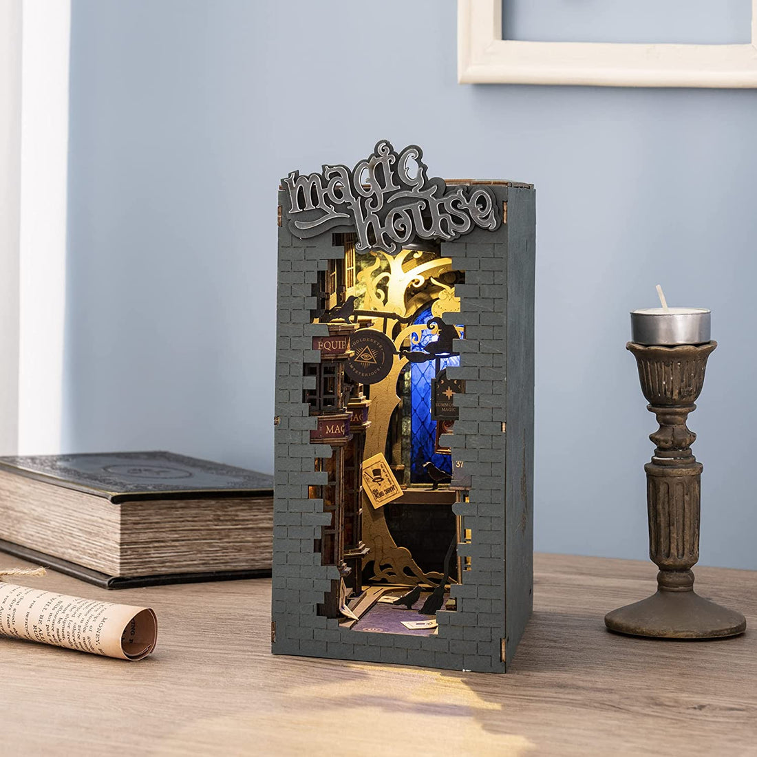 Rolife Sakura Densya Book Nook DIY Wooden Miniature – TGB01