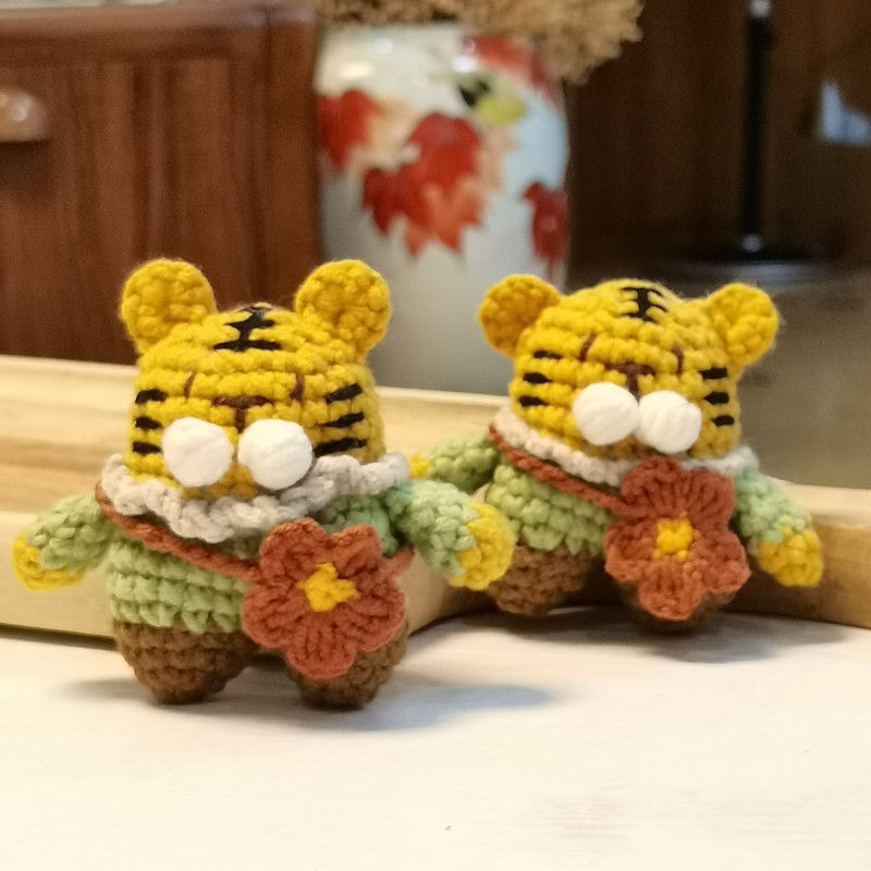 Fashion Handmade Diy Crochet Pendant Keychain