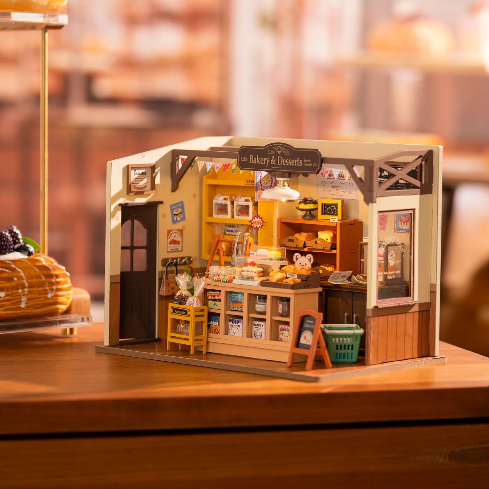 Rolife Becka's Baking House Miniature DIY Kit – 3D Wooden Toy