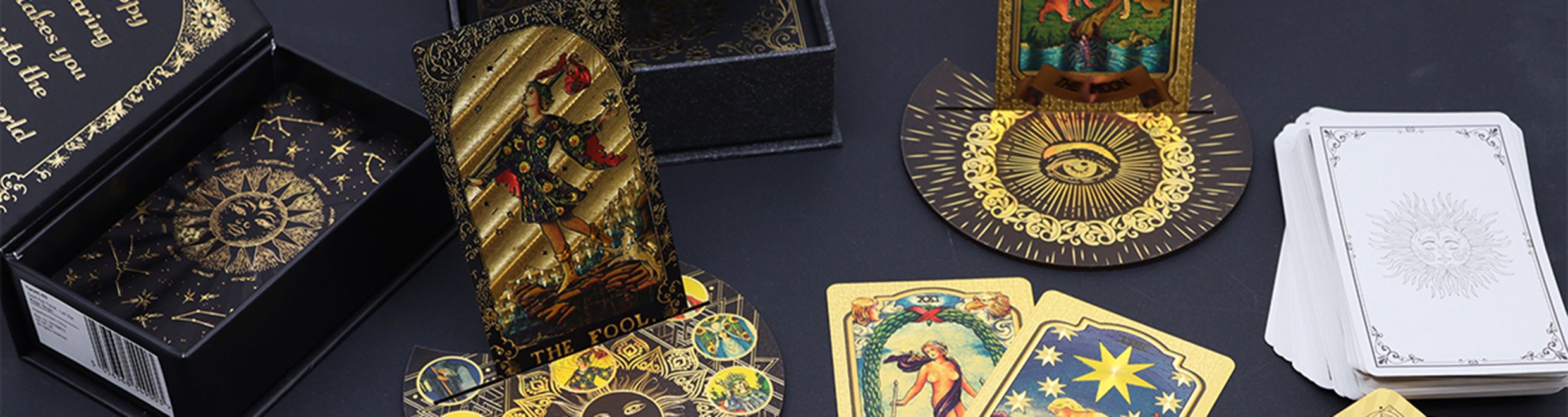 Pink Ruby Foil Tarot Gift Box Set with Guidebook — detail view 8