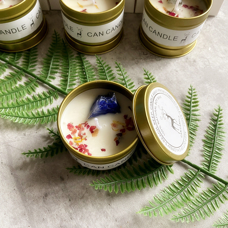 Gold Tin Box Scented Candle with Floral Accents and Leaf Decor for Elegant Home Ambiance